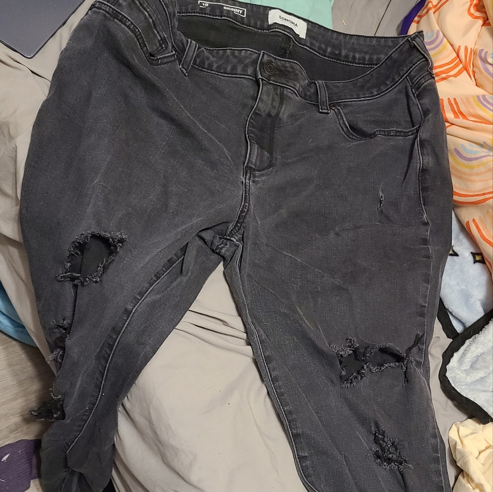 Ripped jeans